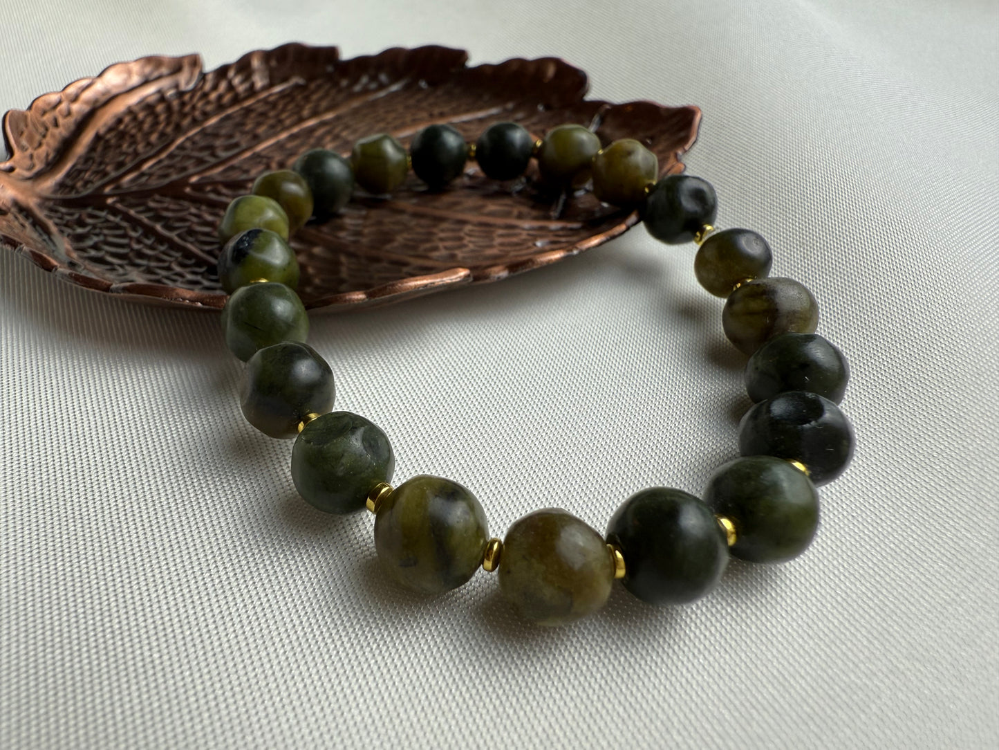 8mm Serpentine Jade Stretch Bracelet, Hematite Accents