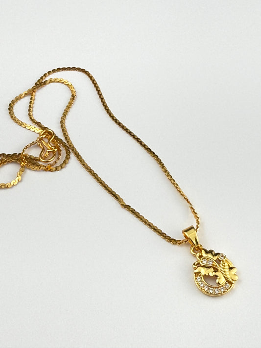 Gold Chain Necklace – Circle Butterfly Pendant