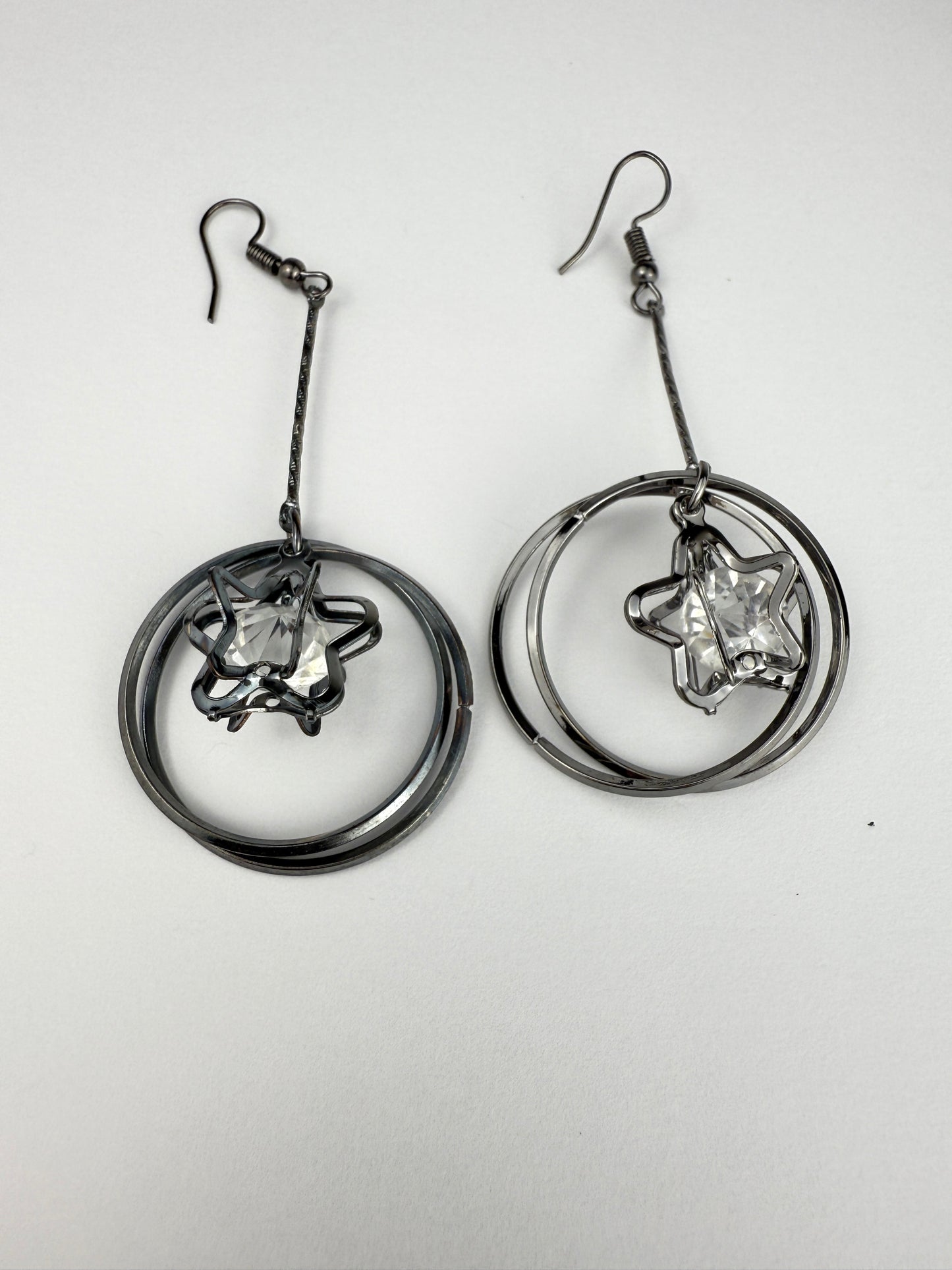 Black Circle Star Dangle Earrings | Modern Fashion Jewelry ♡