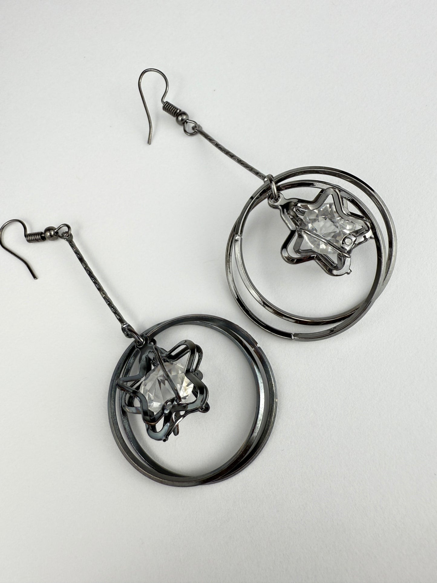 Black Circle Star Dangle Earrings | Modern Fashion Jewelry ♡