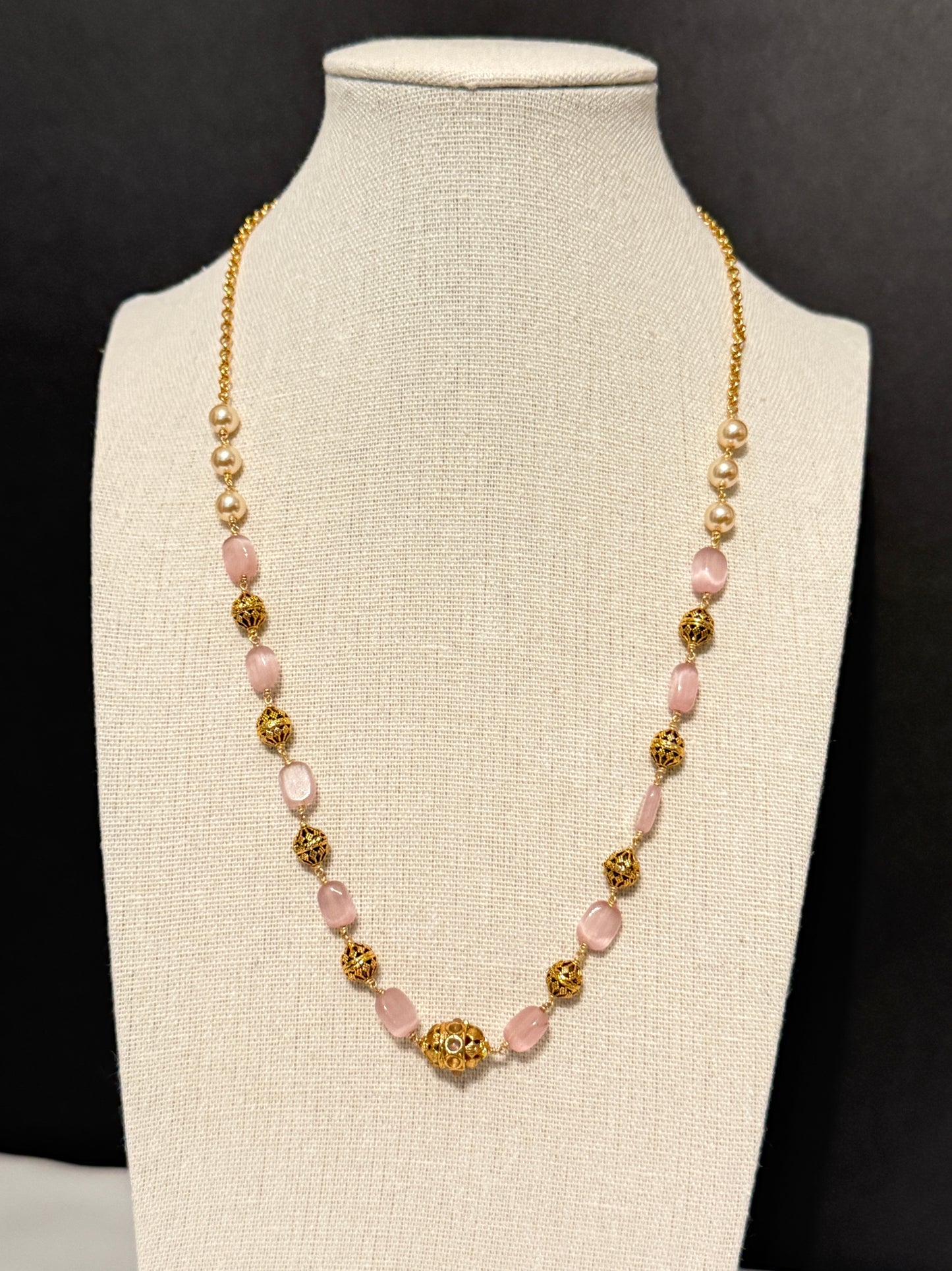 Pink Pearl & Gold Beaded Necklace